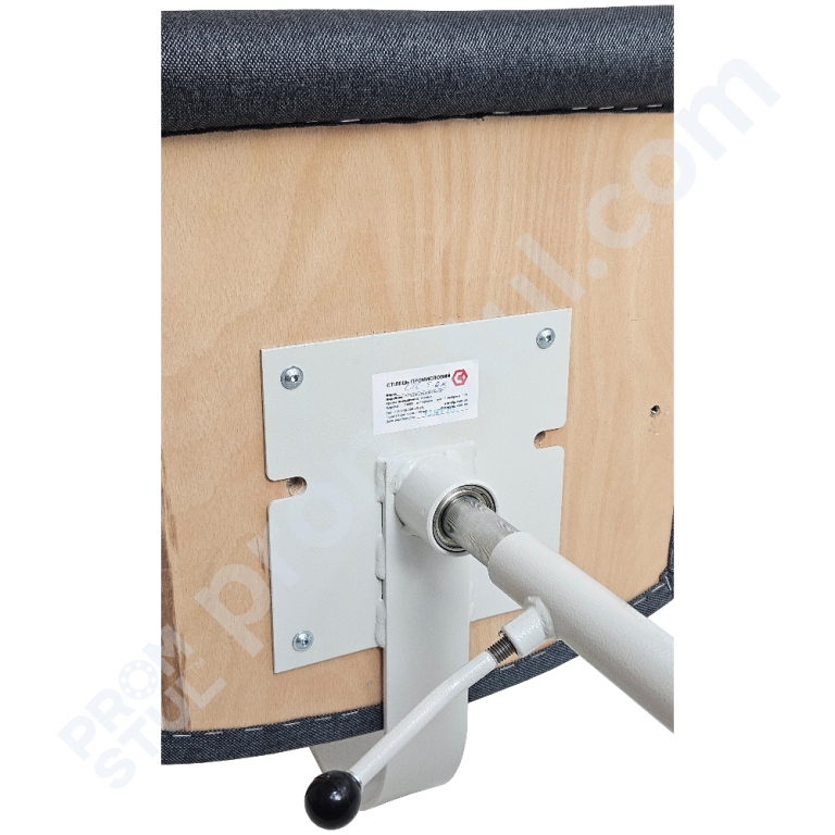 Стілець майстра СТС-5.2к  м’який, підставка коло